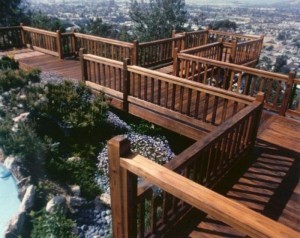 landscape-deck-city-view