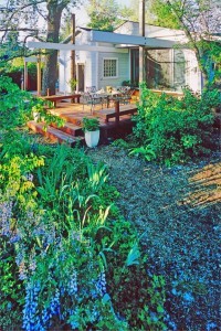 sebast-deck-garden-house-view